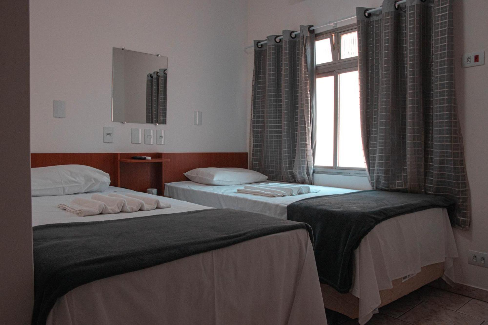 Hotel 15 De Julho ฟอสดูอีกวาซู ภายนอก รูปภาพ